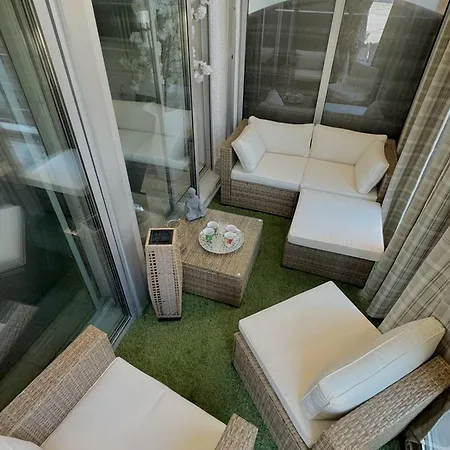 Agreable T2 Climatise Avec Parking, Terrasse Et Animaux Acceptes - Fr-1-529-290 Apartmán